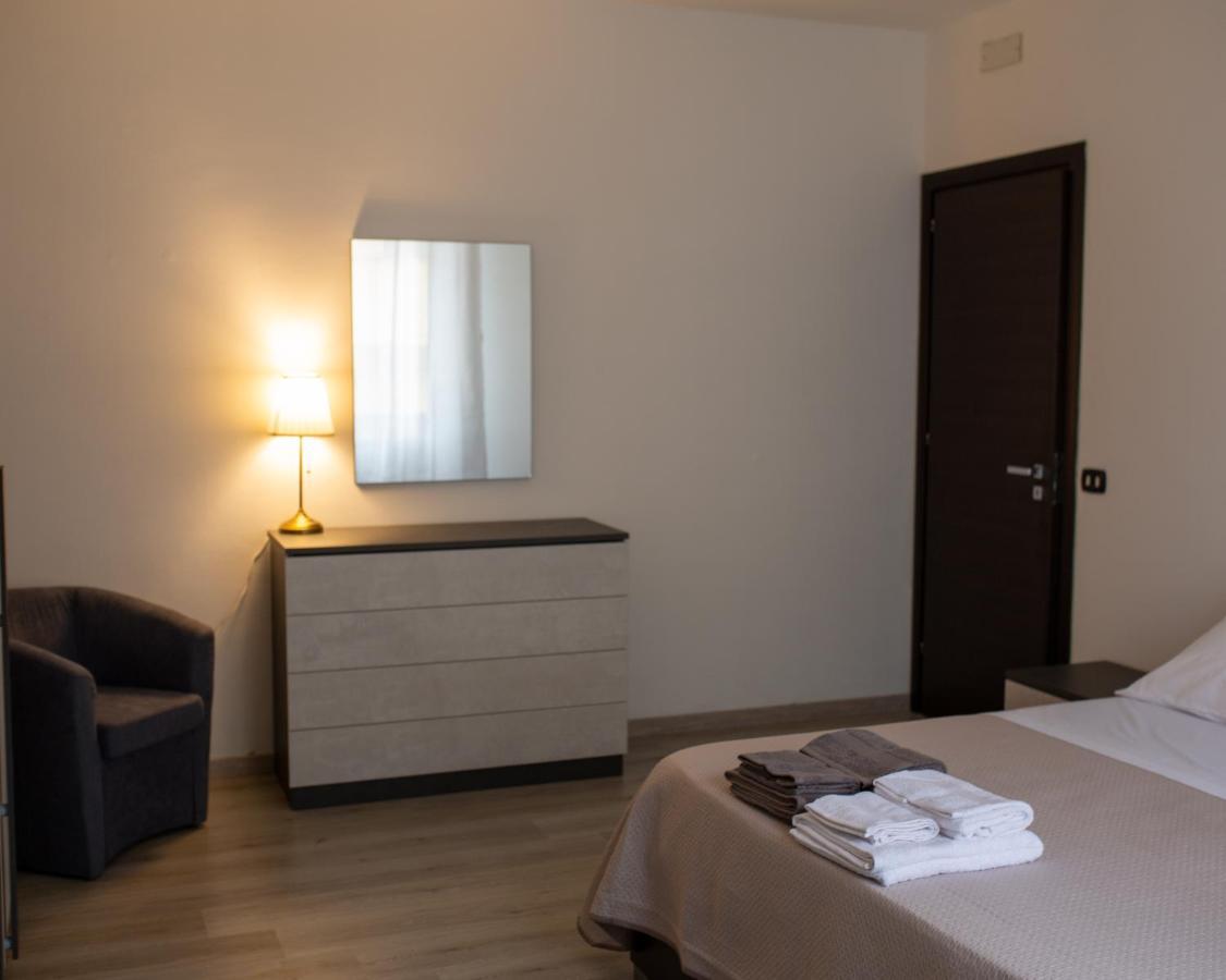 Like Home Apartment Reggio di Calabria Exterior foto